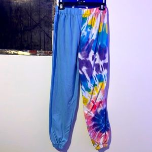 Tye die sweats